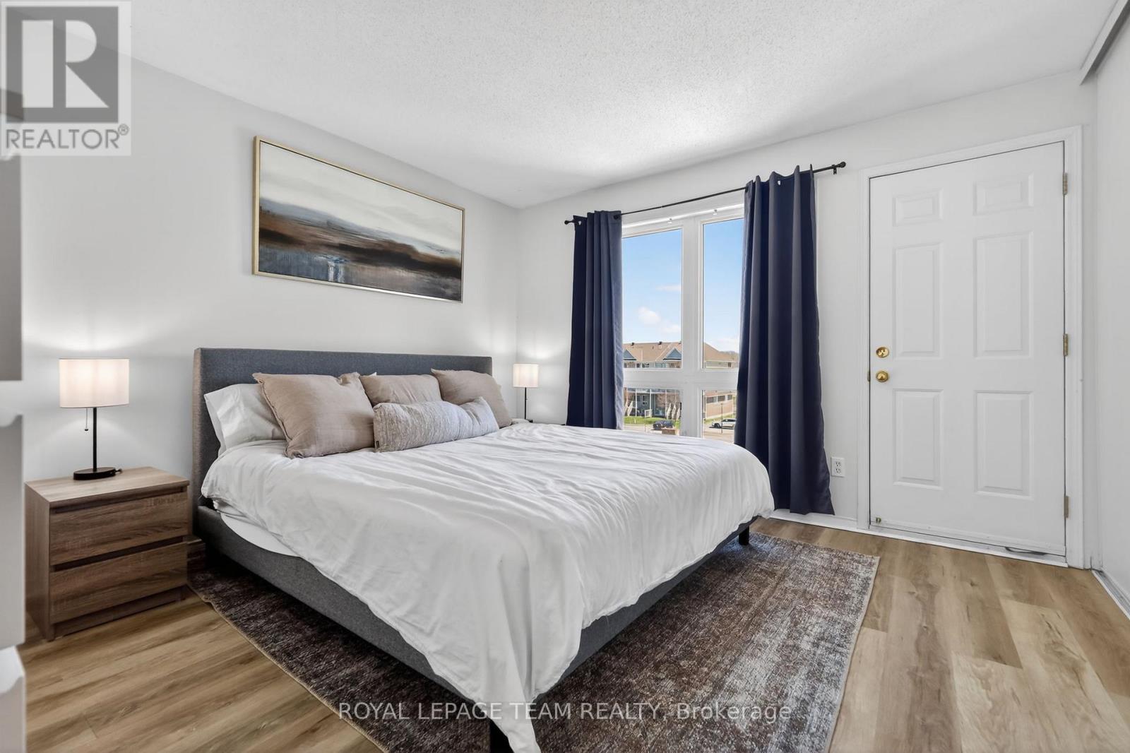 #13 424 HILLSBORO PRIVATE - 23