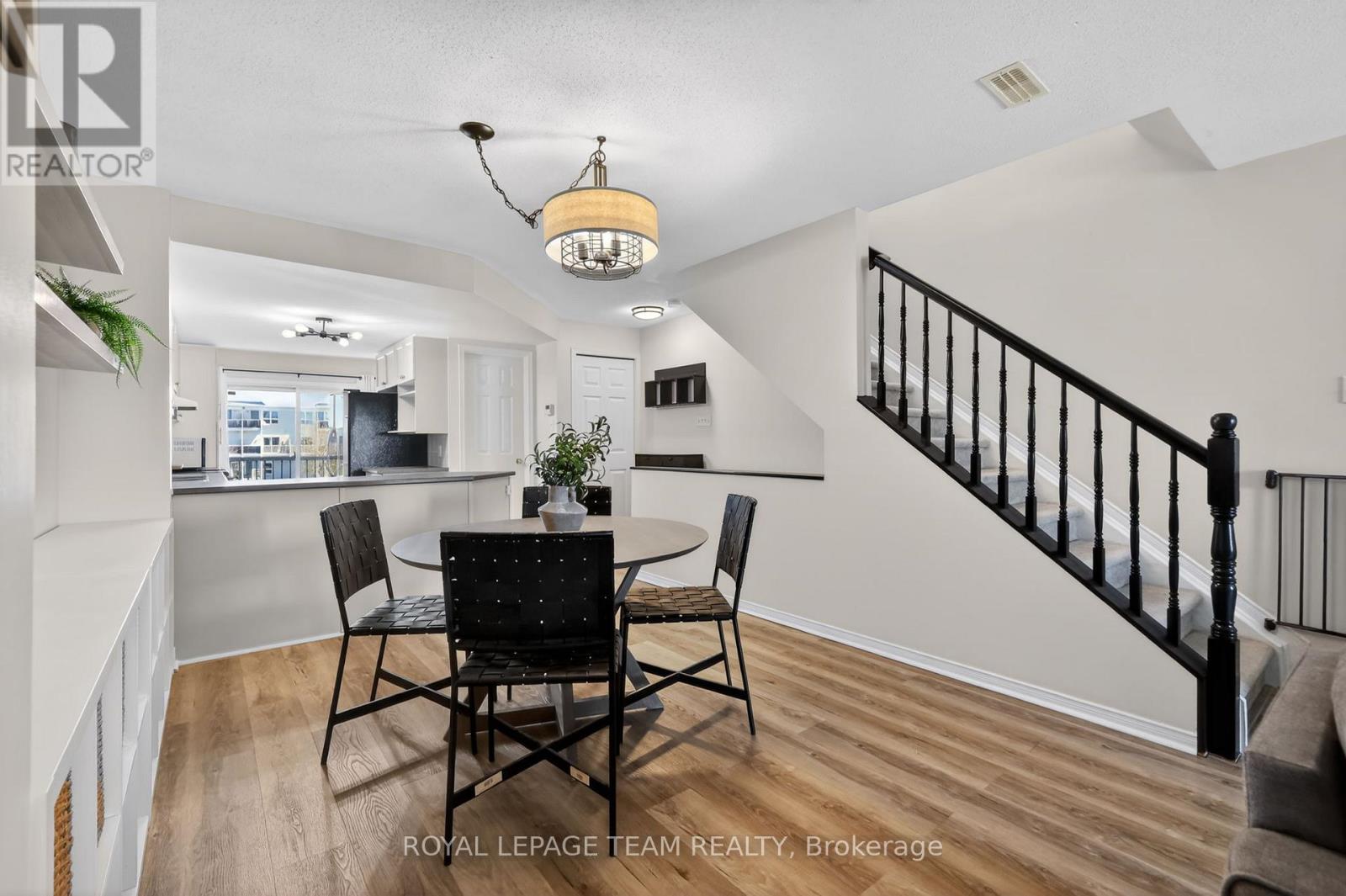#13 424 HILLSBORO PRIVATE - 7