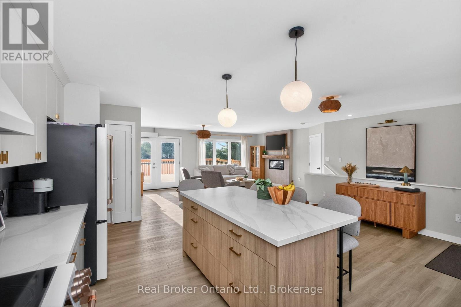 597 LAFONTAINE  ROAD W - 15