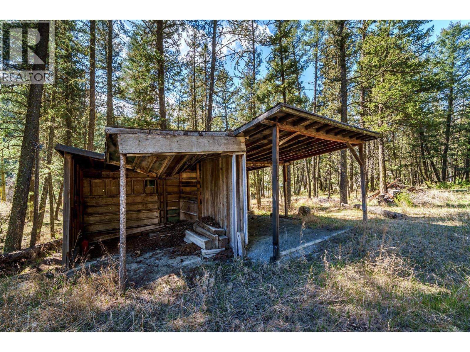 6696 Cariboo Highway 97 - 26