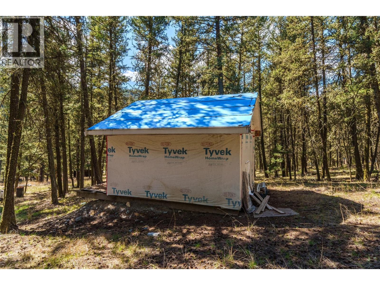 6696 Cariboo Highway 97 - 28