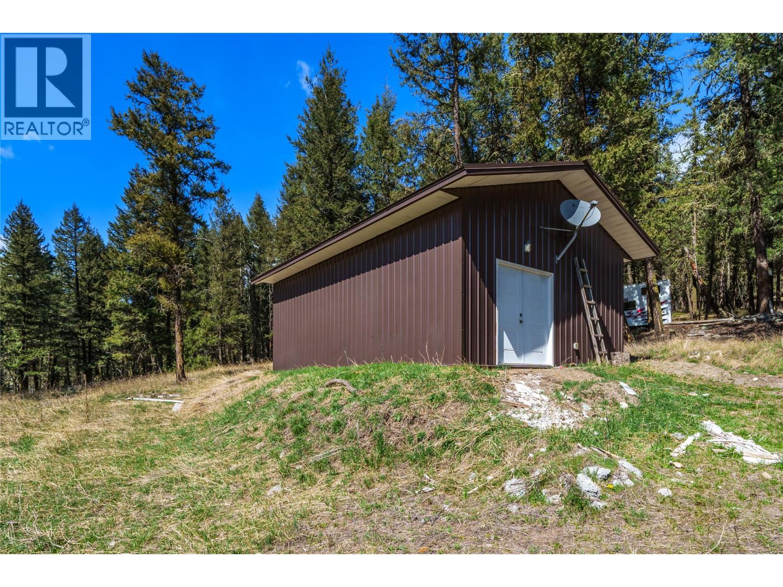 6696 Cariboo Highway 97 - 7