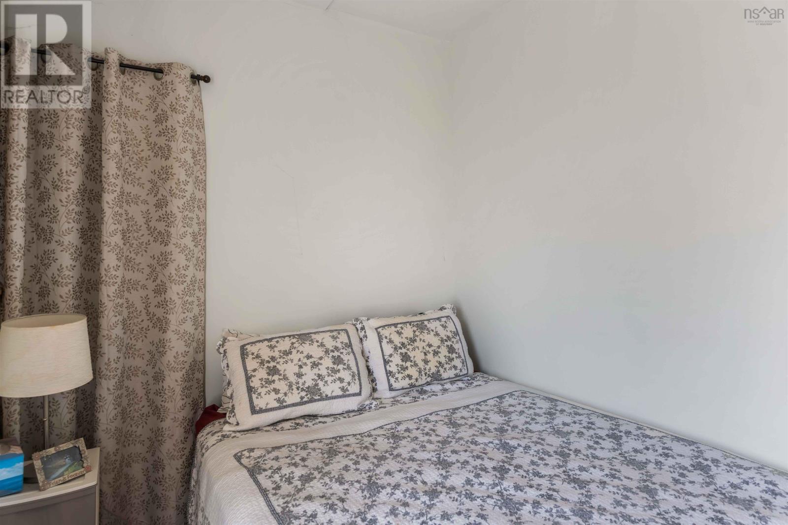 Property 19 of 49 of 15 George Street