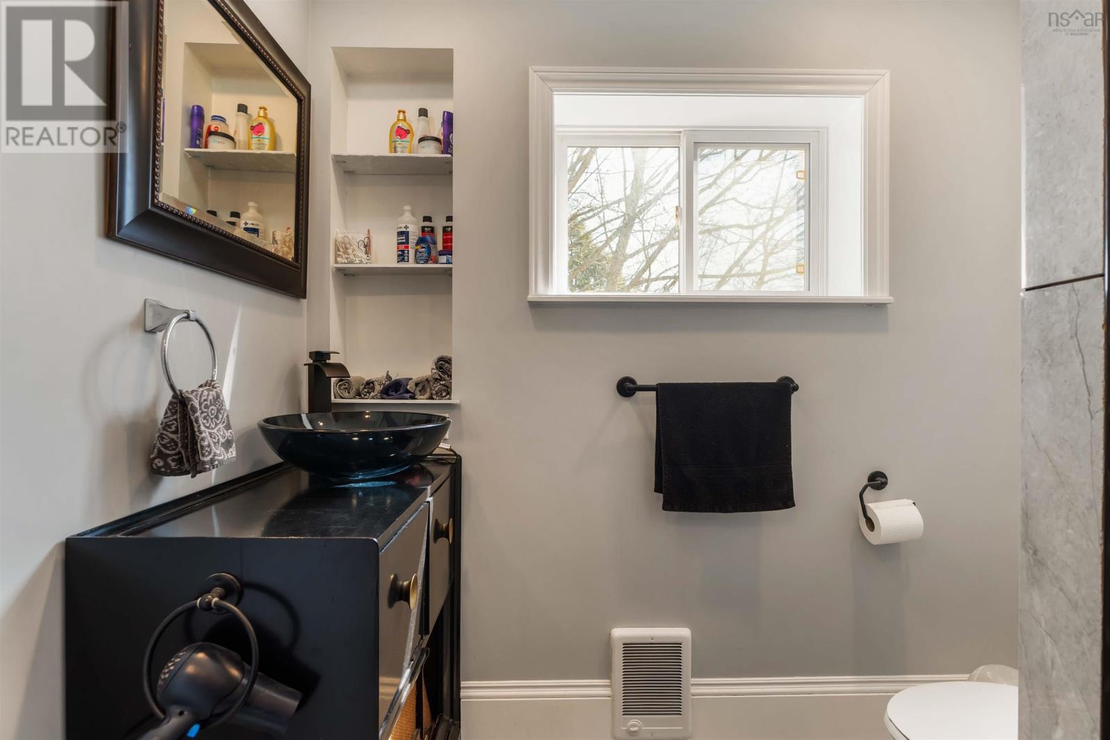 Property 34 of 49 of 15 George Street