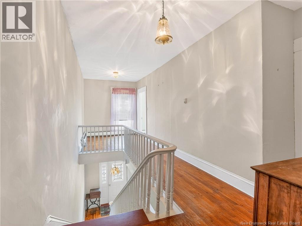 4 Elm Street - 33