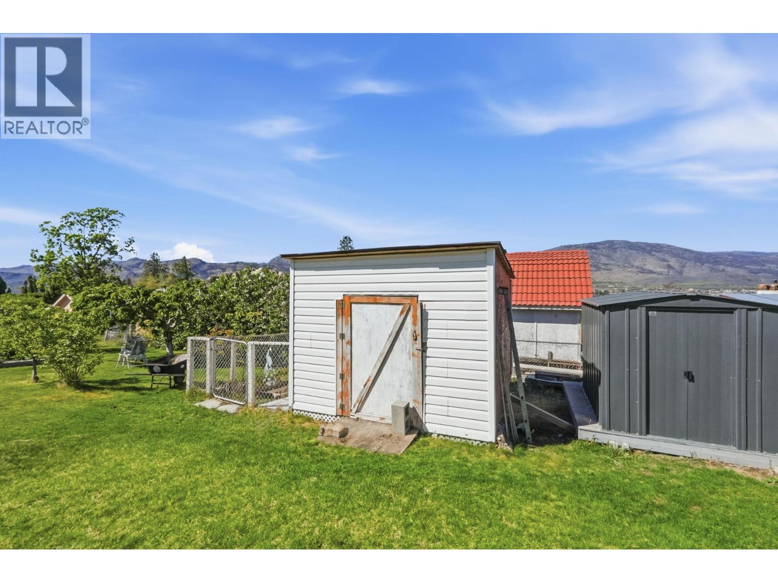 3832 33RD Street, Osoyoos