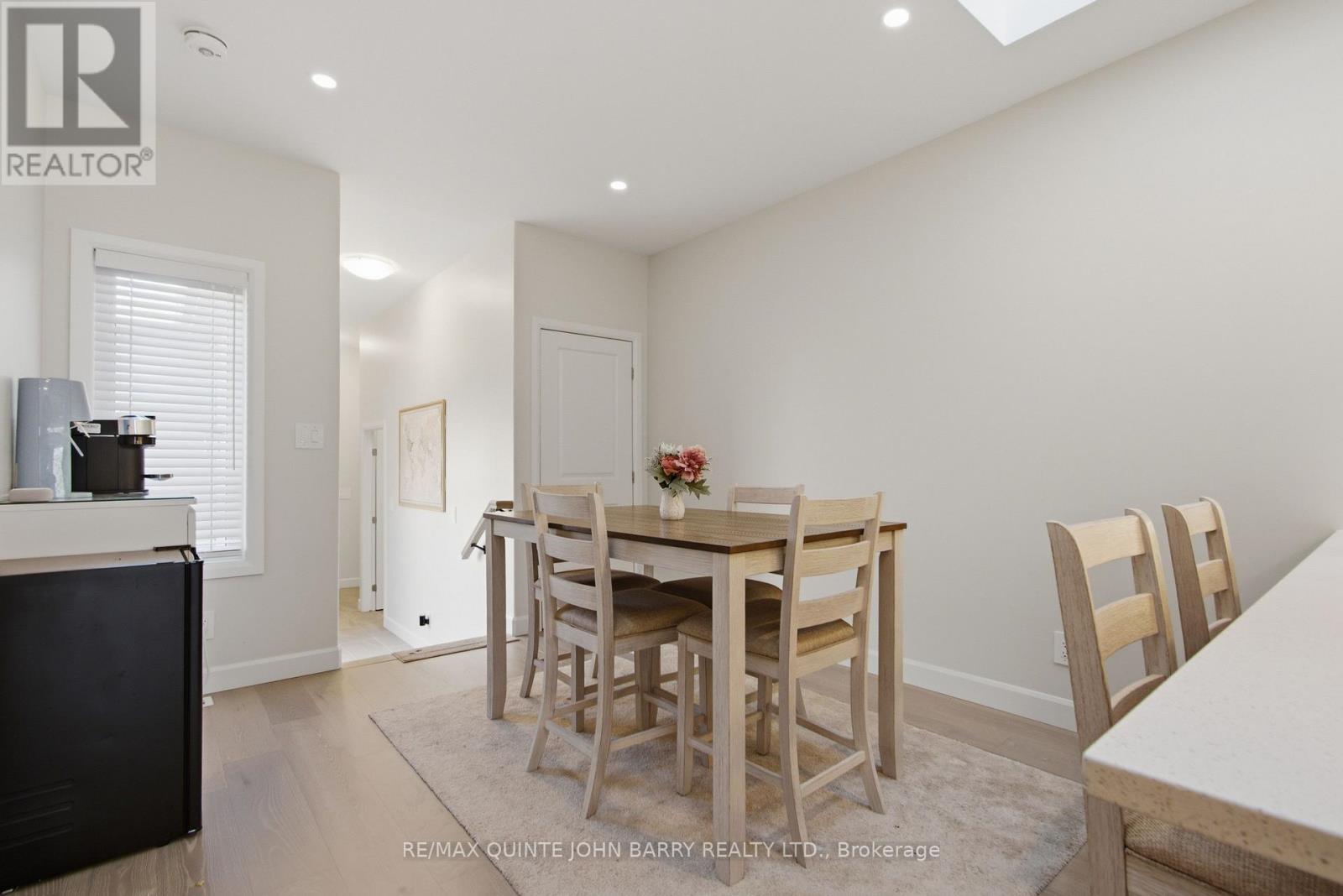 55 ATHABASKA DRIVE - 12