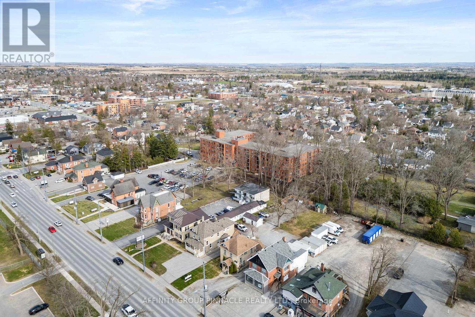 255 KENT STREET W - 44