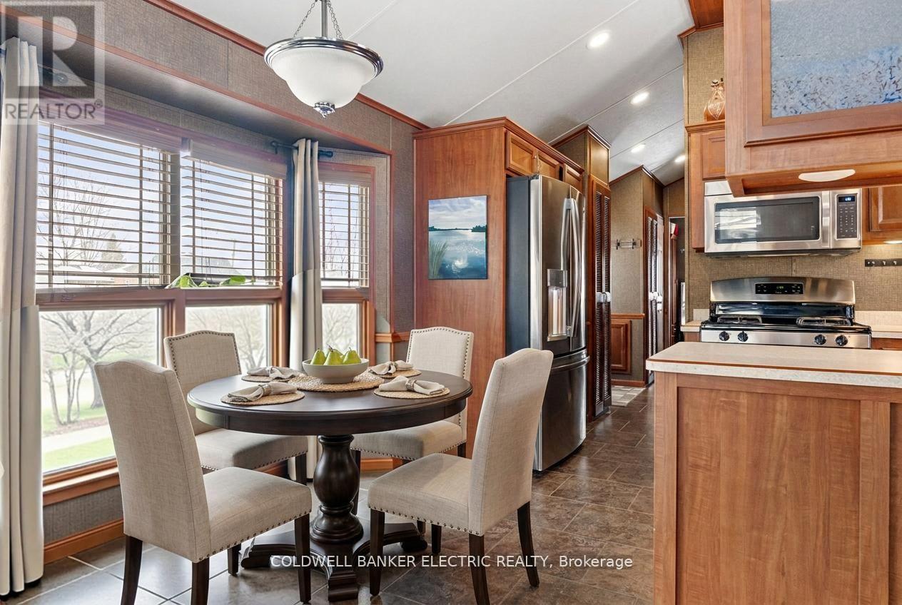 485B - 5139 HALSTEAD BEACH ROAD - photo 2