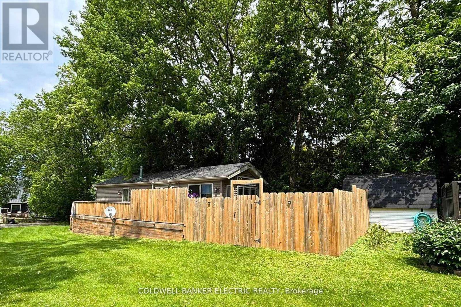 485B - 5139 HALSTEAD BEACH ROAD — photo 23