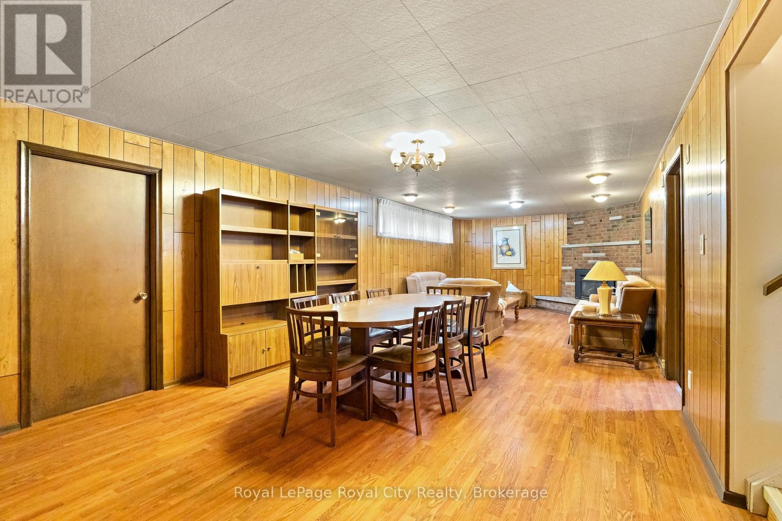 4620 20 SIDE ROAD N - 31