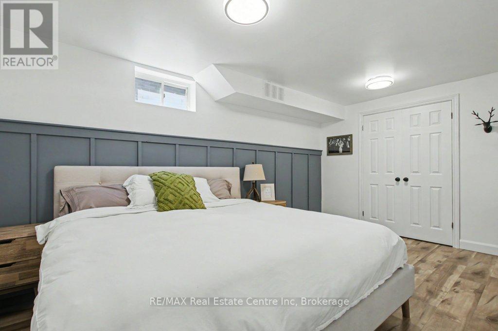 304 AUDEN ROAD - 24
