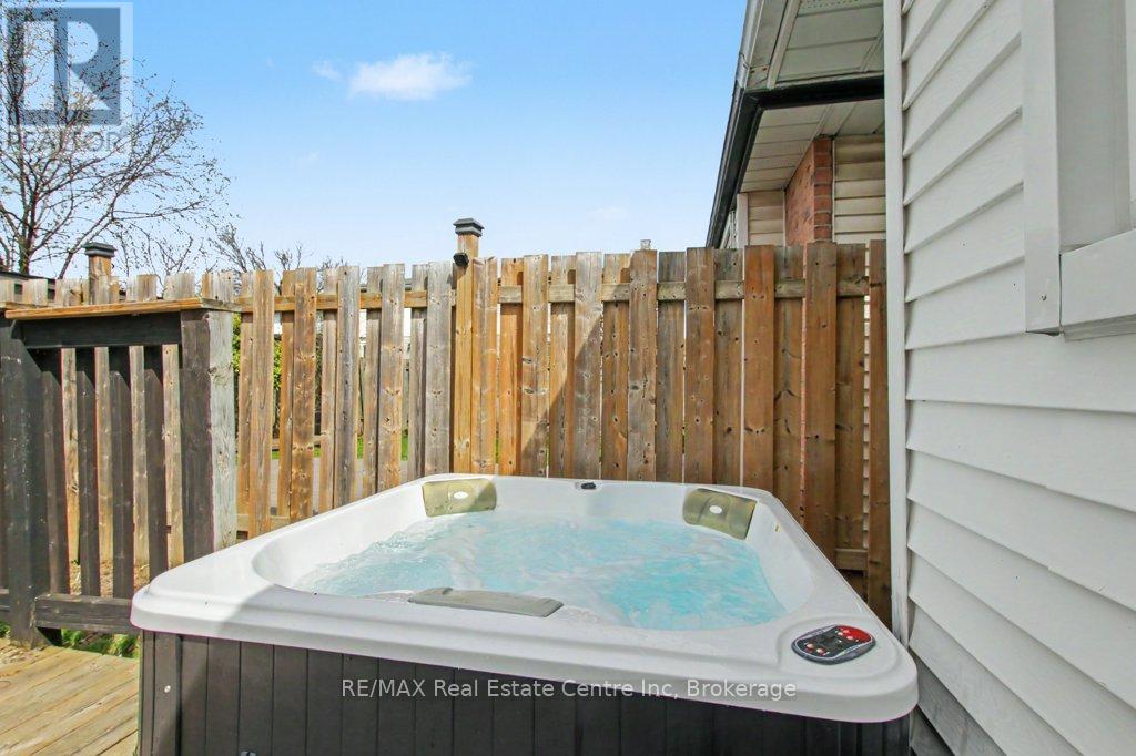 304 AUDEN ROAD - 29