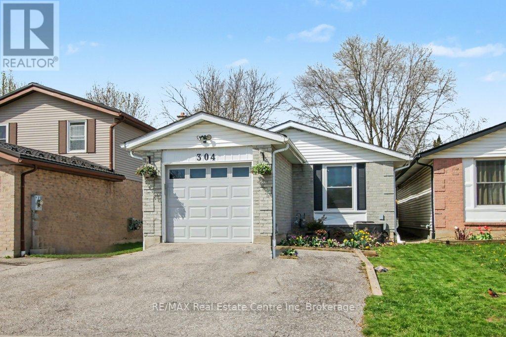 304 AUDEN ROAD - 3