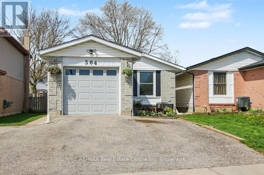 304 AUDEN ROAD - 4