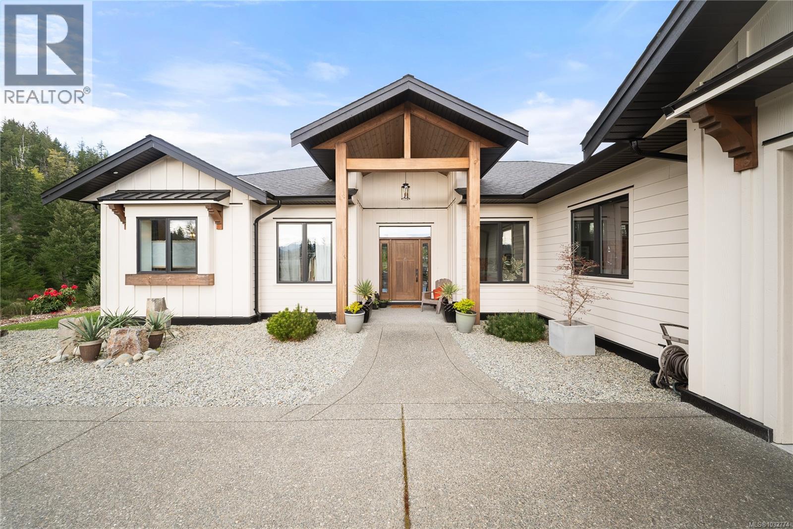 7260 Lakefront Dr - 5