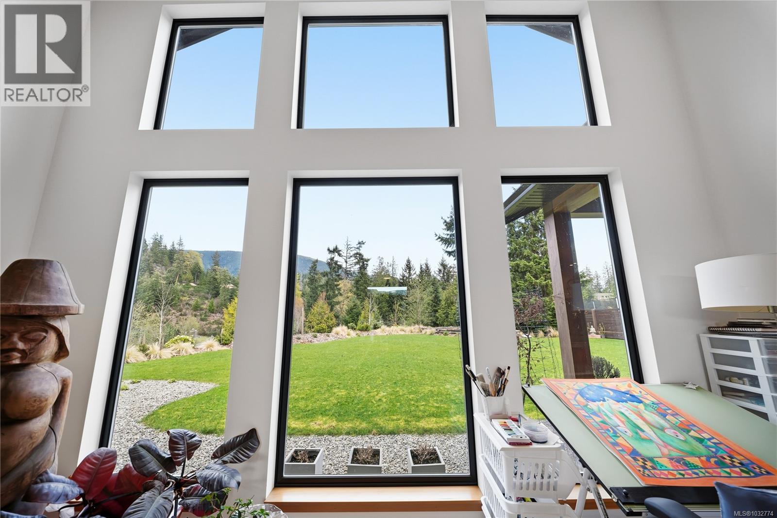 7260 Lakefront Dr - 9