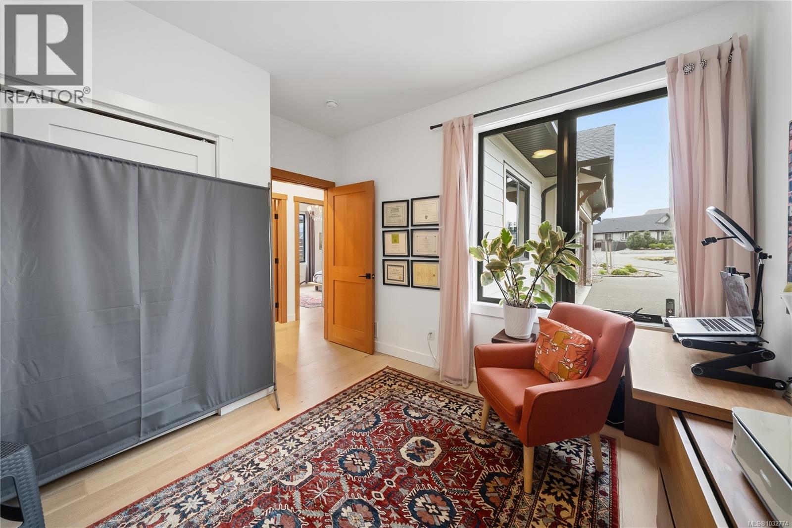 7260 Lakefront Dr - 56