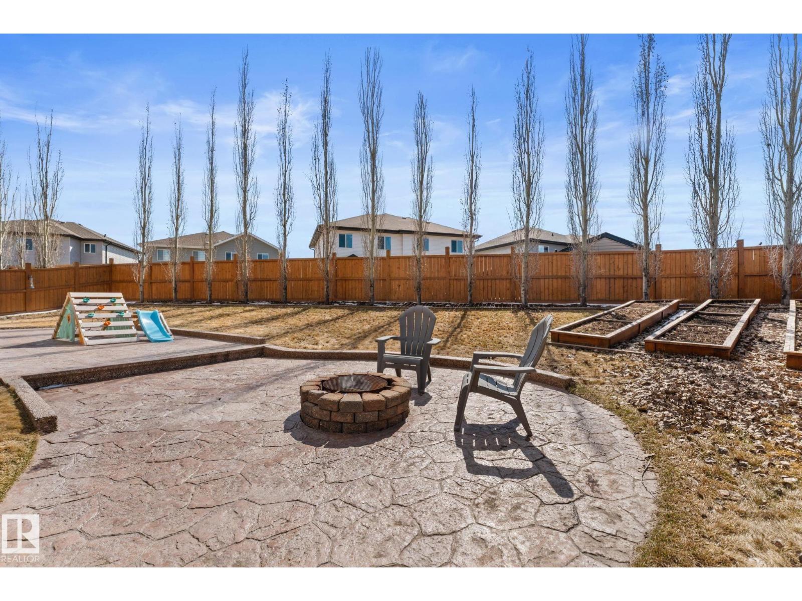 8 SPRING BA, Spruce Grove