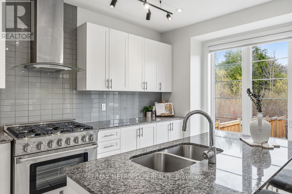 42 BLENHEIM CIRCLE - 9