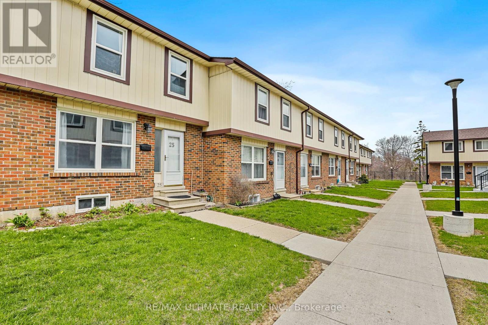 #25 1230 RADOM STREET - 24