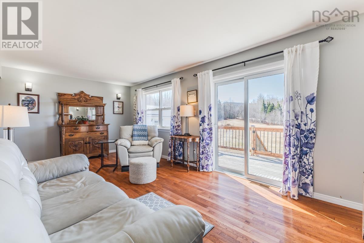 Property 19 of 49 of 324 VALLEY Road