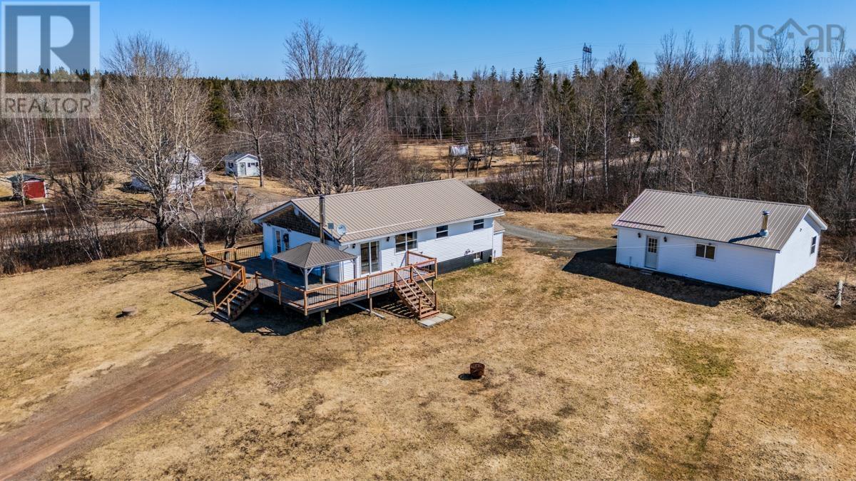 Property 2 of 49 of 324 VALLEY Road