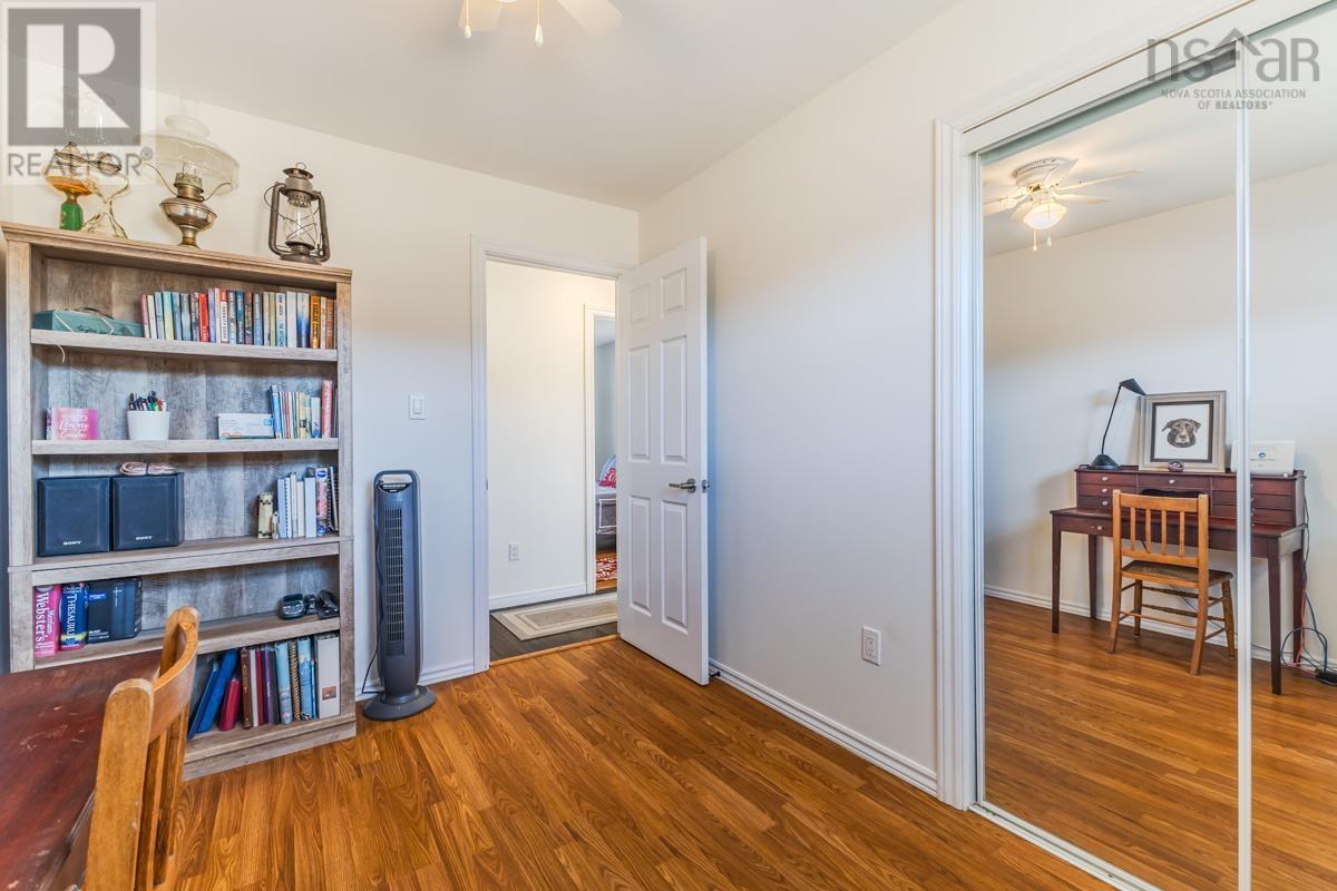 Property 21 of 49 of 324 VALLEY Road