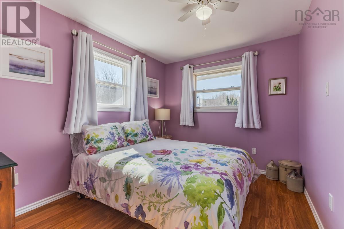 Property 25 of 49 of 324 VALLEY Road