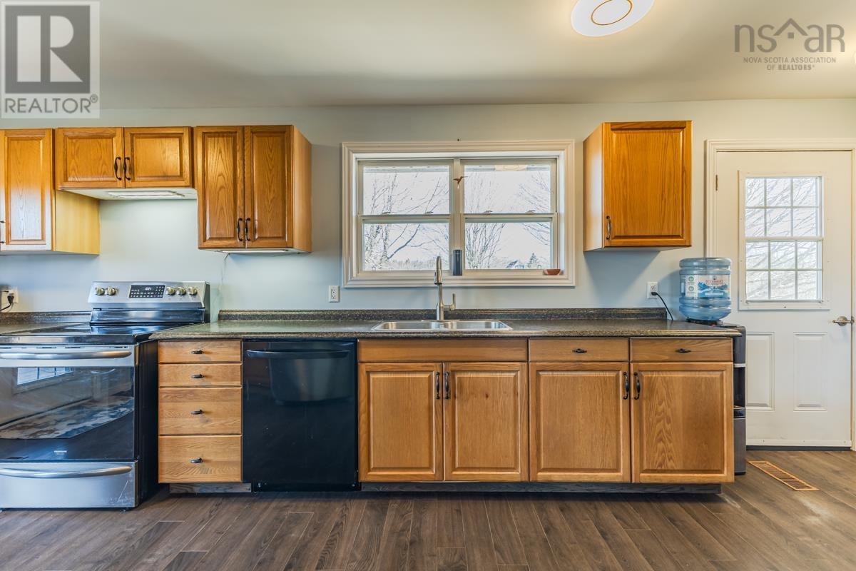 Property 7 of 49 of 324 VALLEY Road