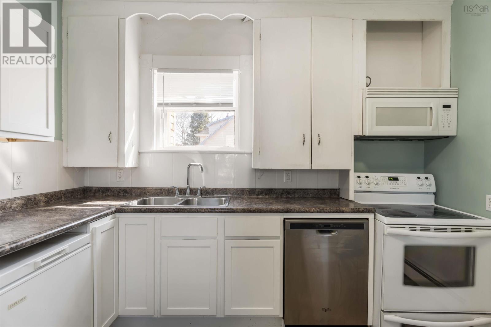 Property 26 of 47 of 15 George Street