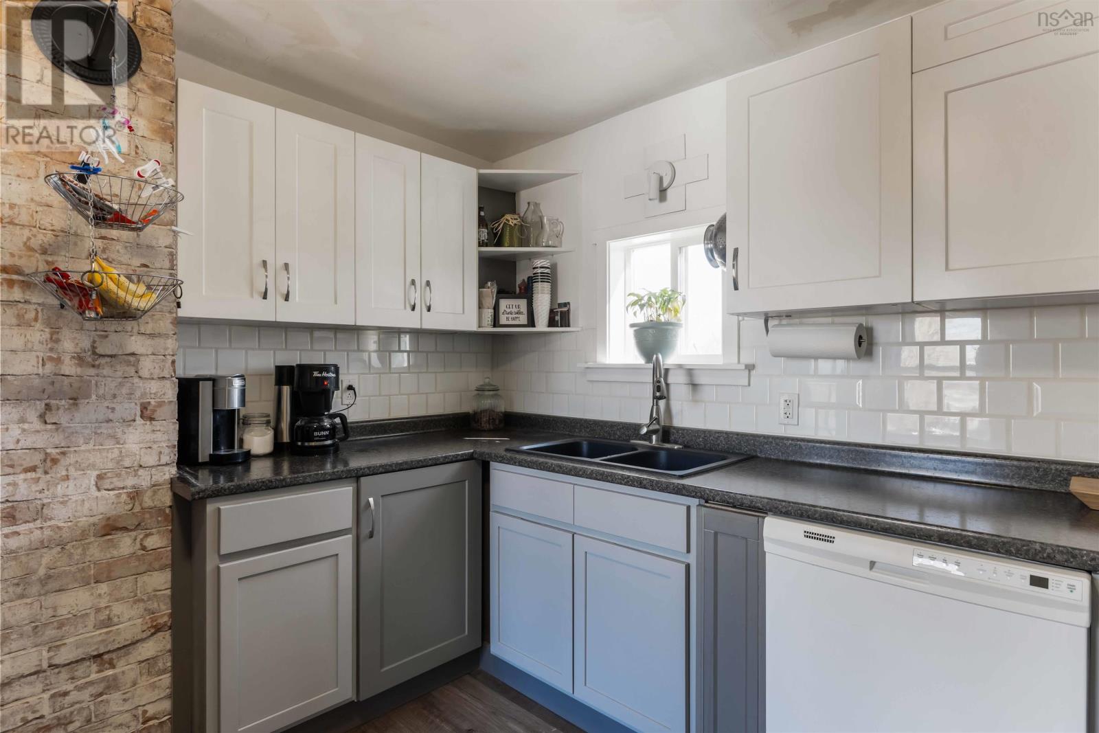 Property 15 of 47 of 15 George Street