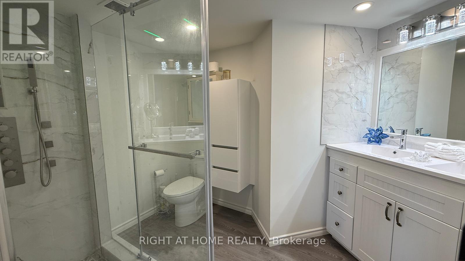 #1301 185 ONTARIO STREET - 31