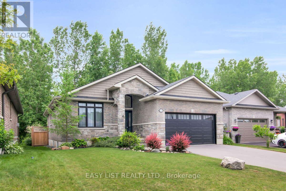 86 ROYAL GALA DRIVE - 1