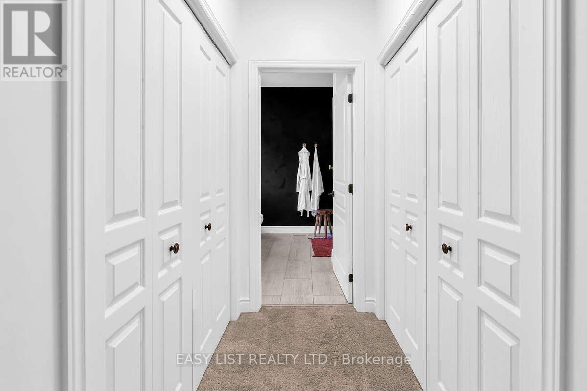 86 ROYAL GALA DRIVE - 23