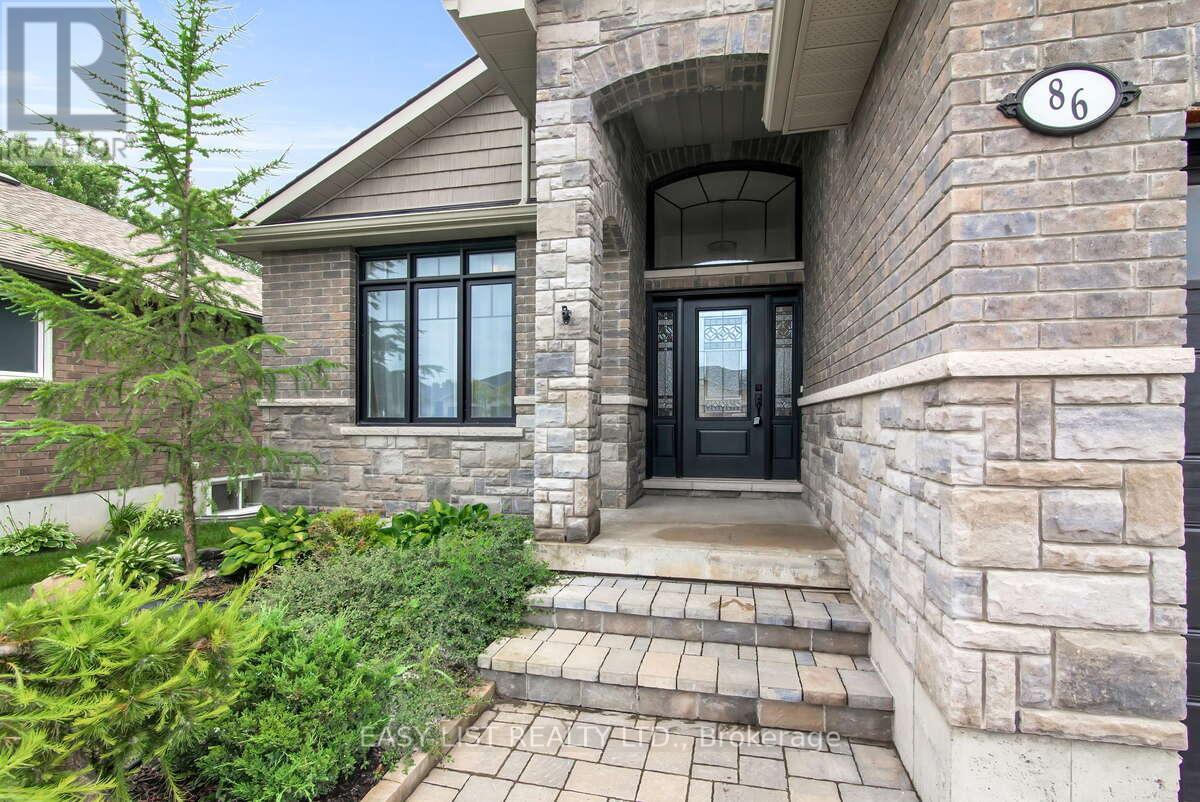 86 ROYAL GALA DRIVE - 4