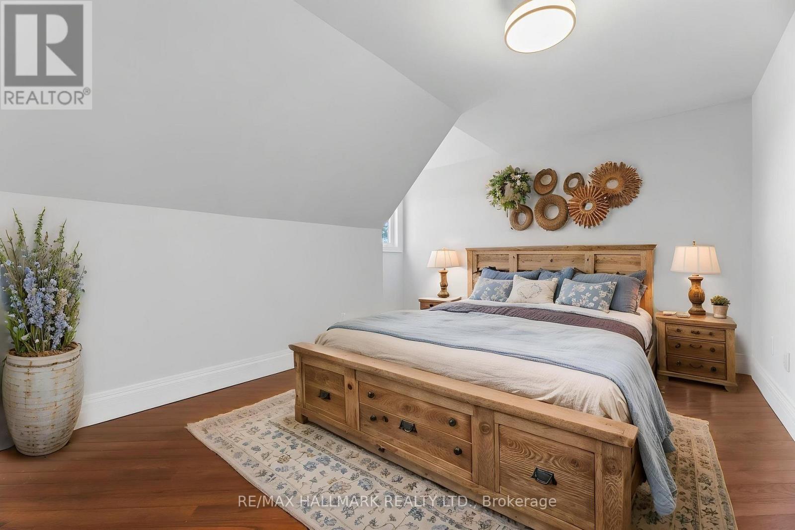 5038 THORNTON ROAD N - 38