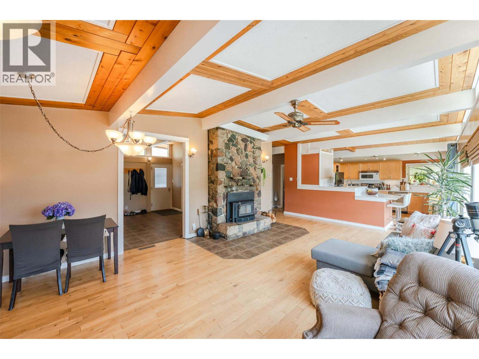 311 SUNGLO Drive, Penticton