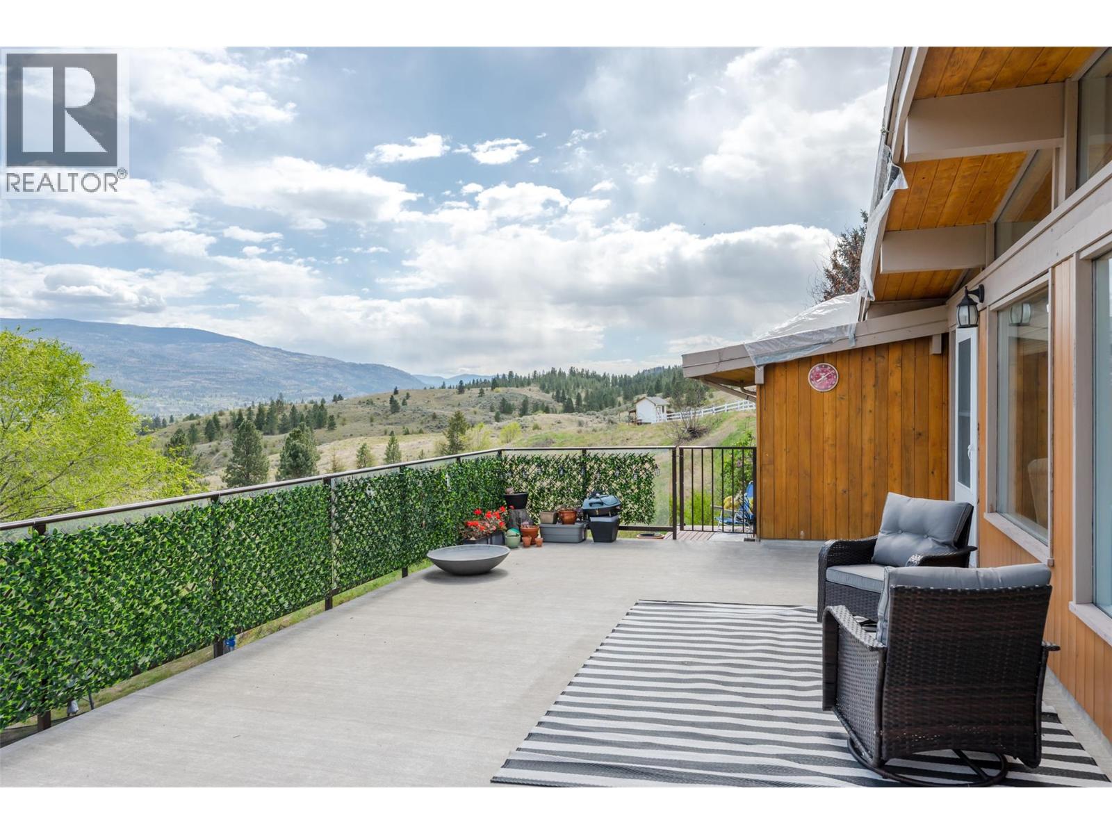 311 SUNGLO Drive, Penticton
