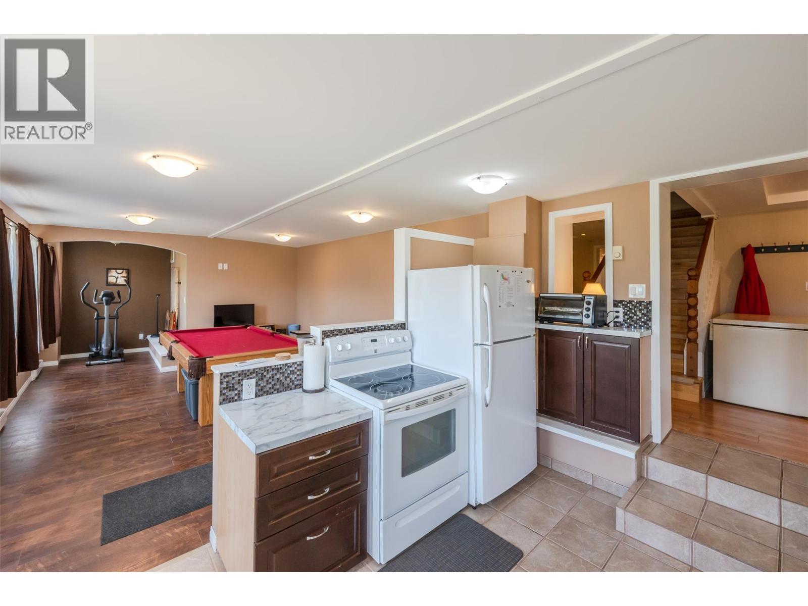311 SUNGLO Drive - 52