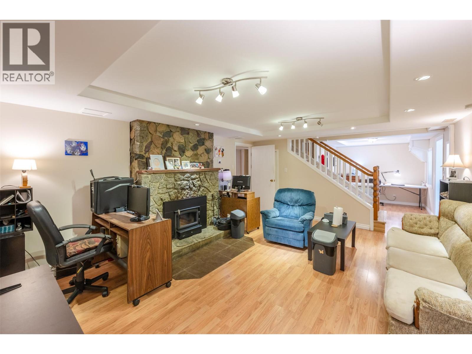 311 SUNGLO Drive - 57