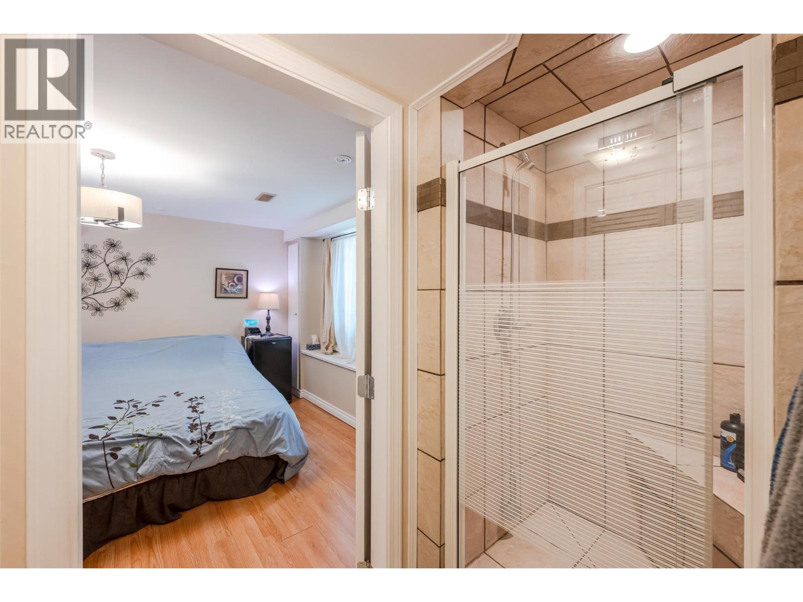 311 SUNGLO Drive, Penticton