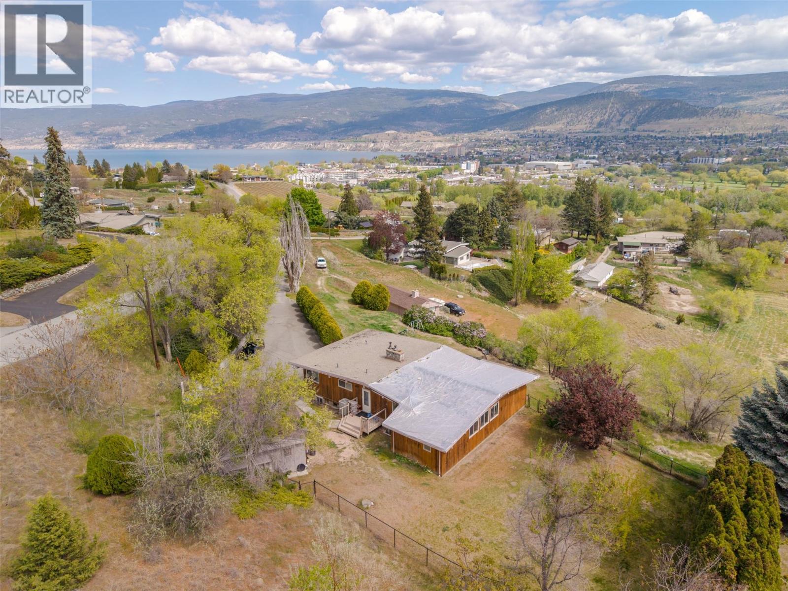 311 SUNGLO Drive, Penticton