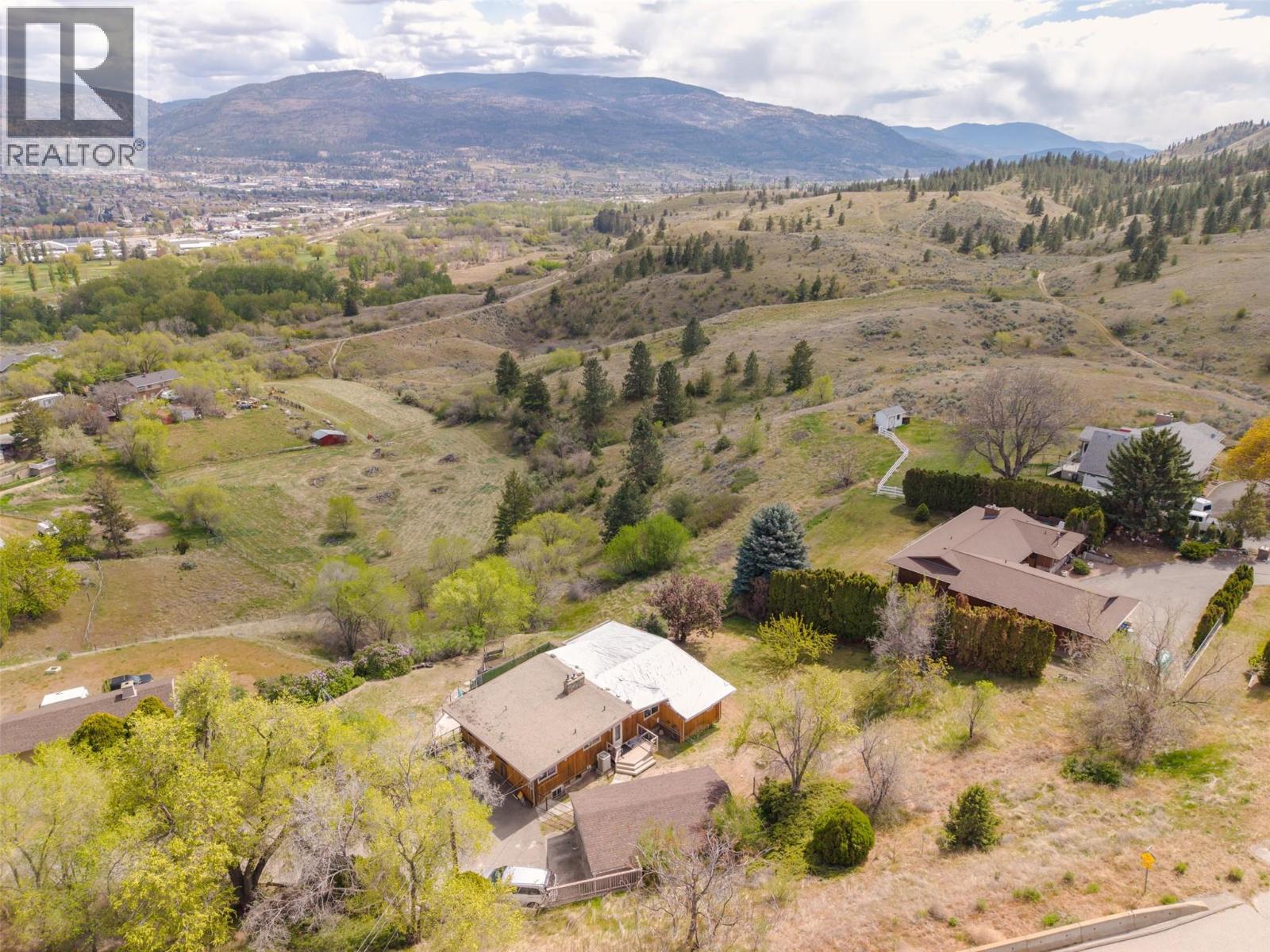 311 SUNGLO Drive, Penticton