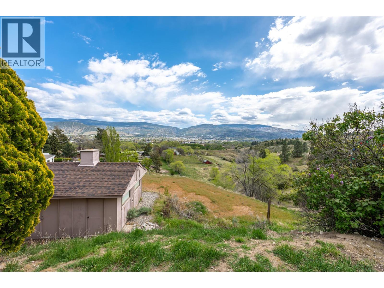 311 SUNGLO Drive, Penticton