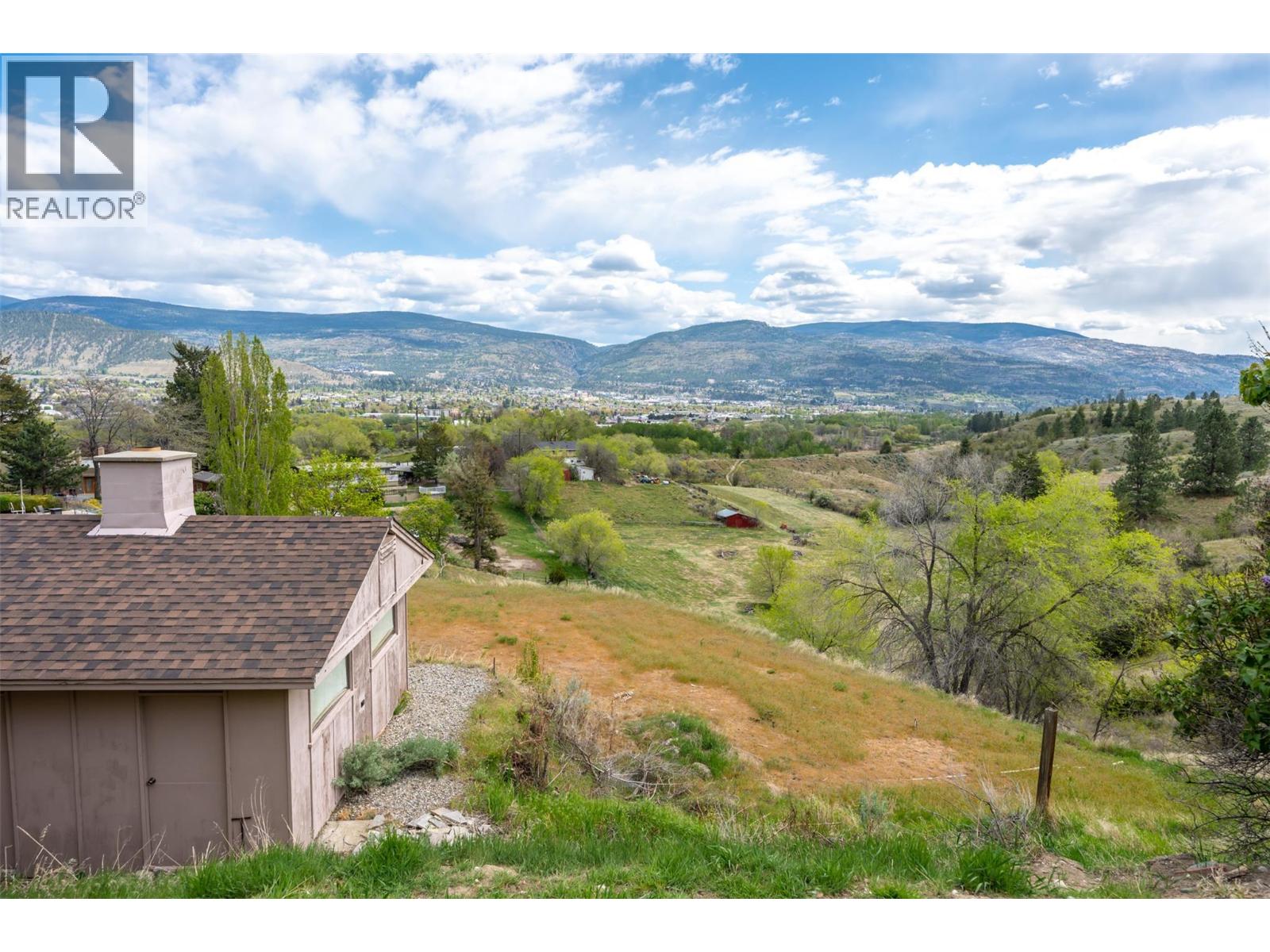 311 SUNGLO Drive, Penticton