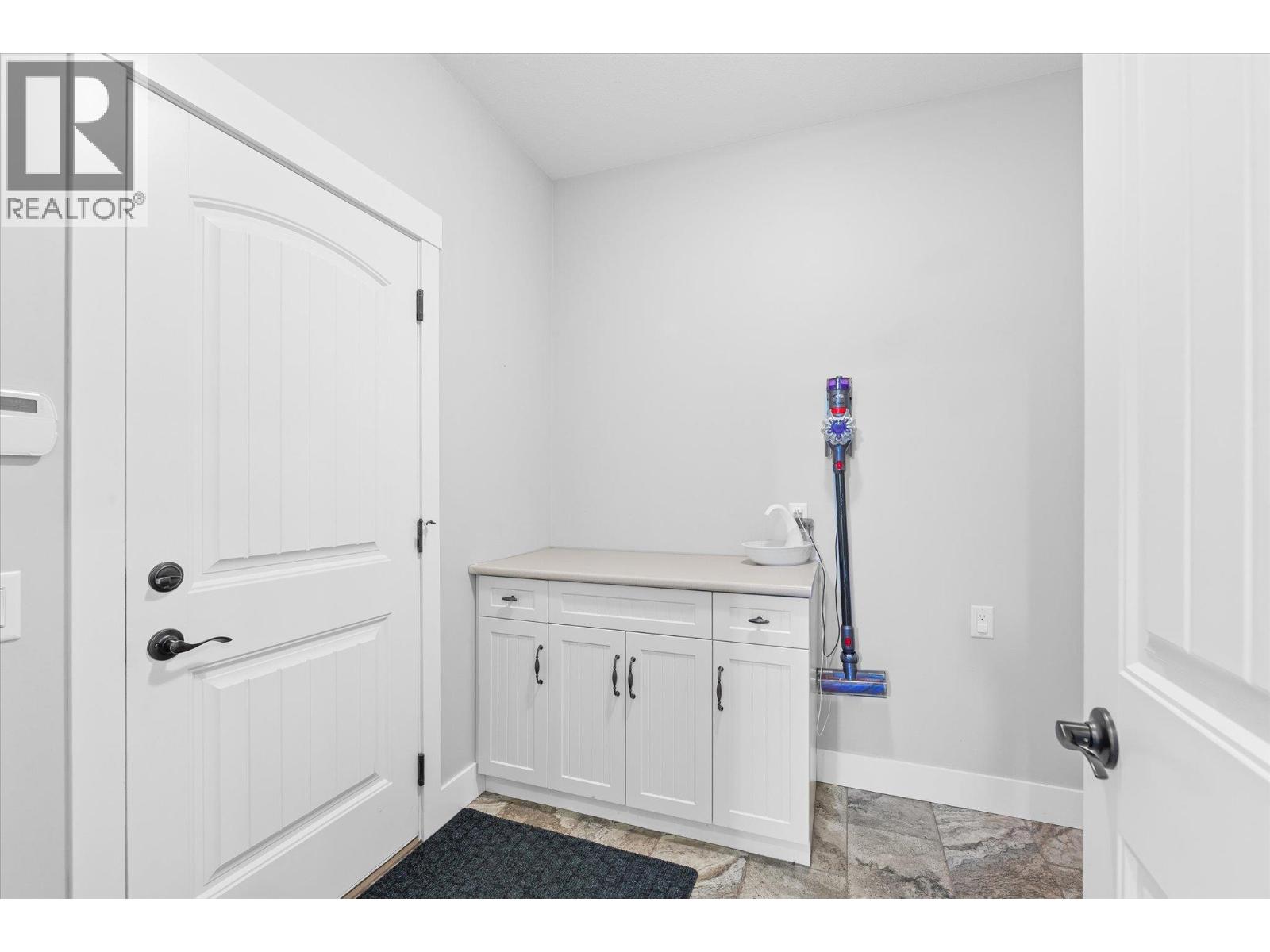  123 Lost Creek Court, Kelowna