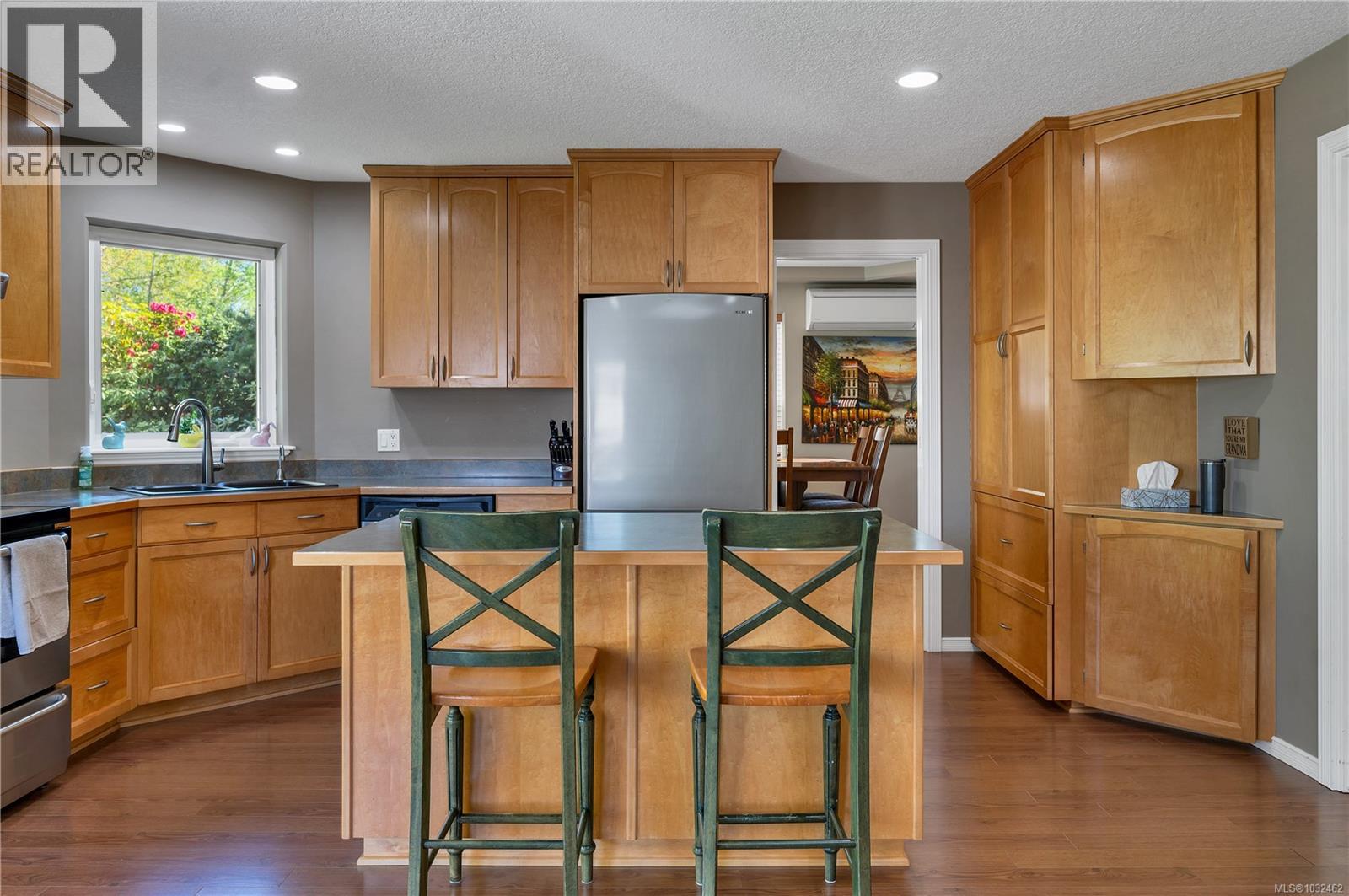 668 Garden Way - 12
