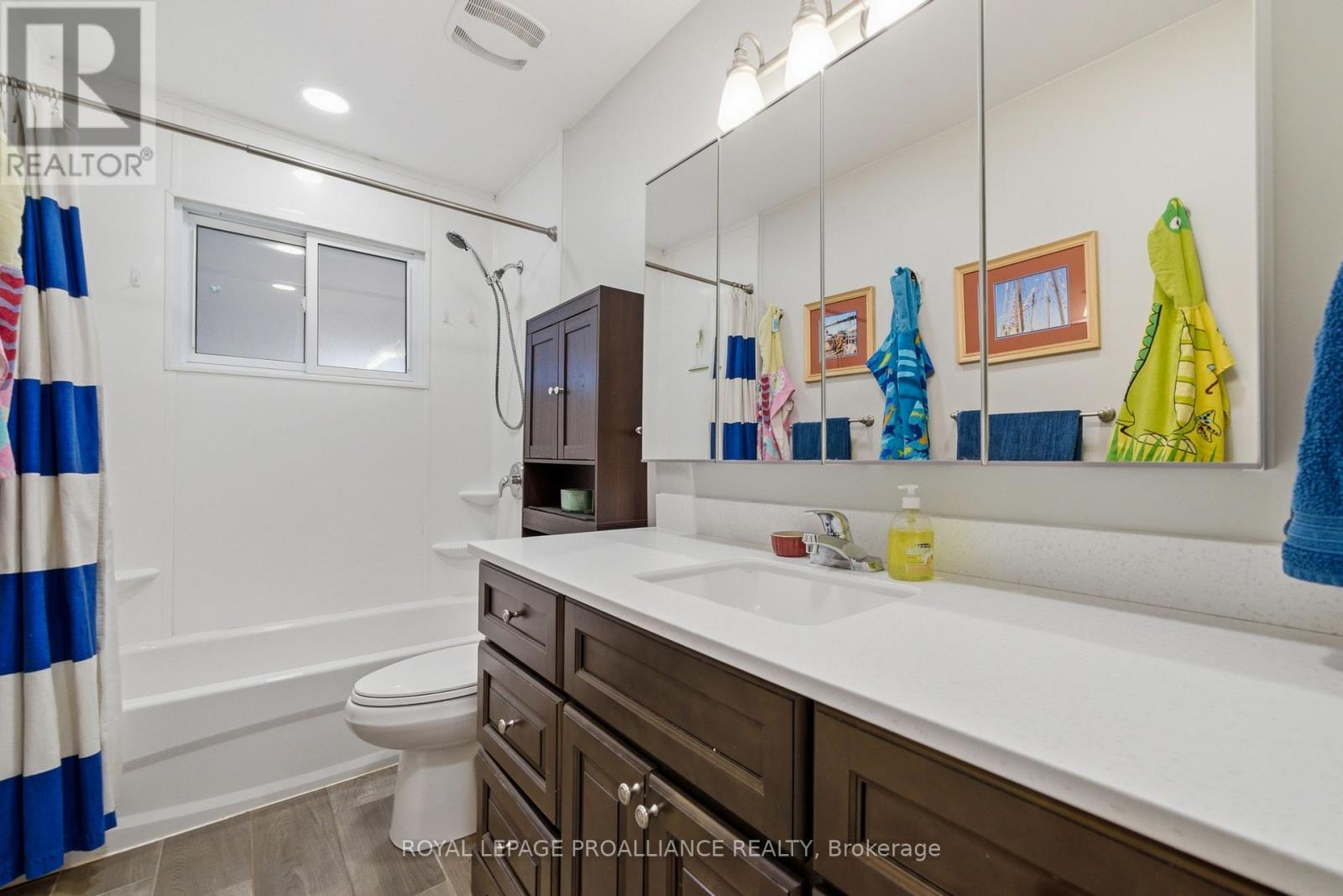 585 LESTER ROAD - 16