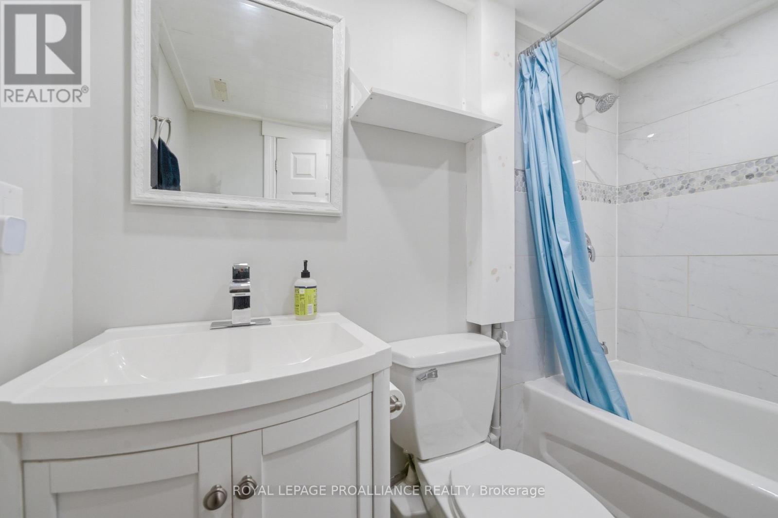 585 LESTER ROAD - 33